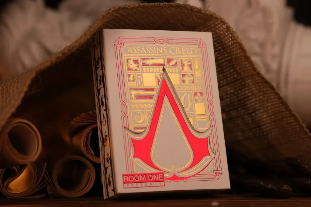 Playing Cards:  Room One - Assassin's Creed Legacy - WHITE HIDDEN BLADE