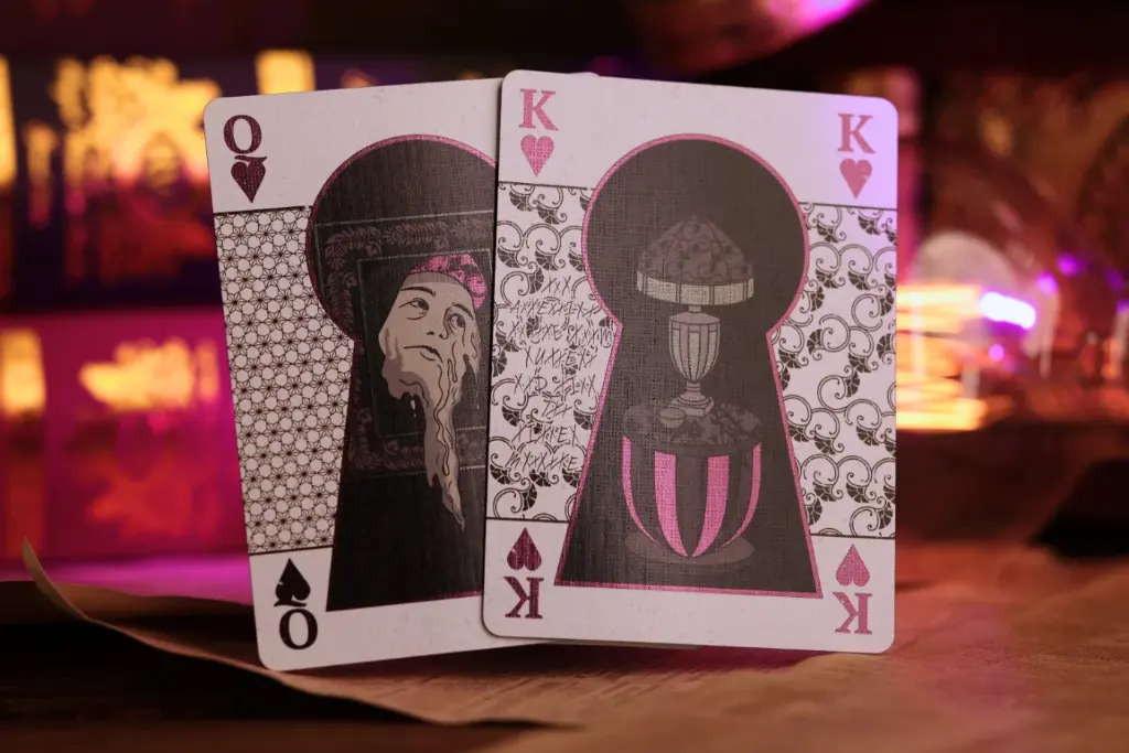 Playing Cards:  Room One - Hotel Fur Elise - Mano Sinistra Special