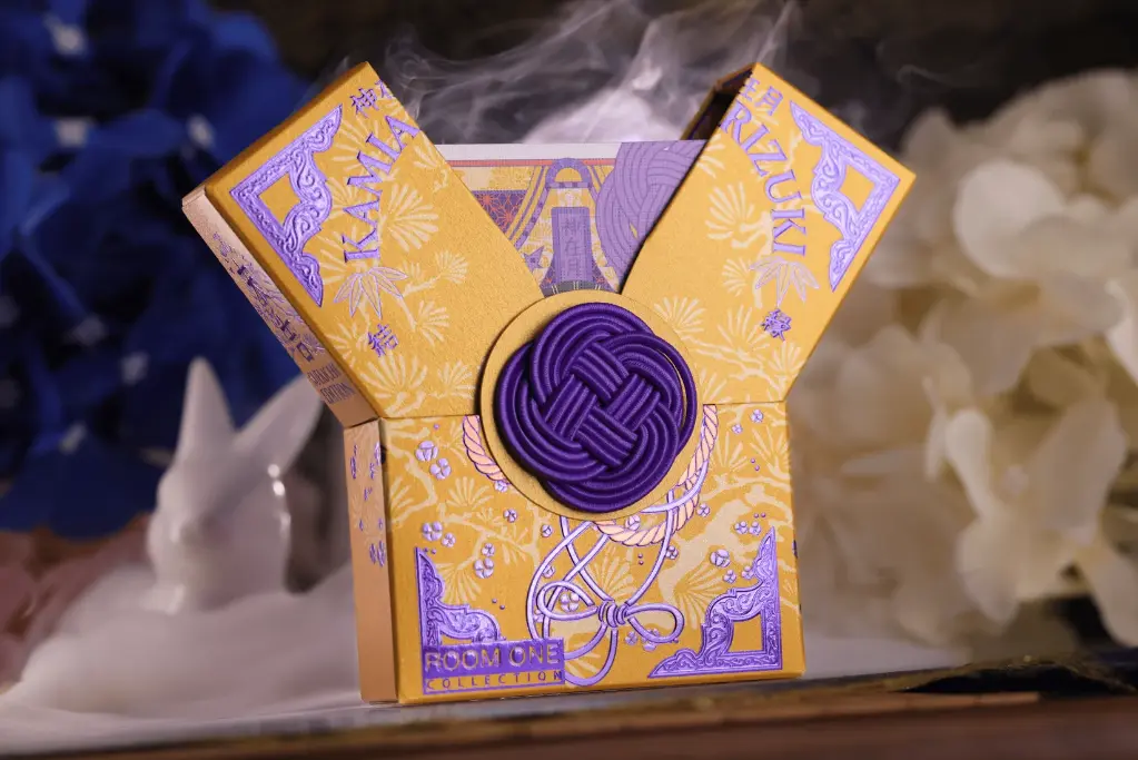 Playing Cards:  Room One - Kamiarizuki - SUEKICHI